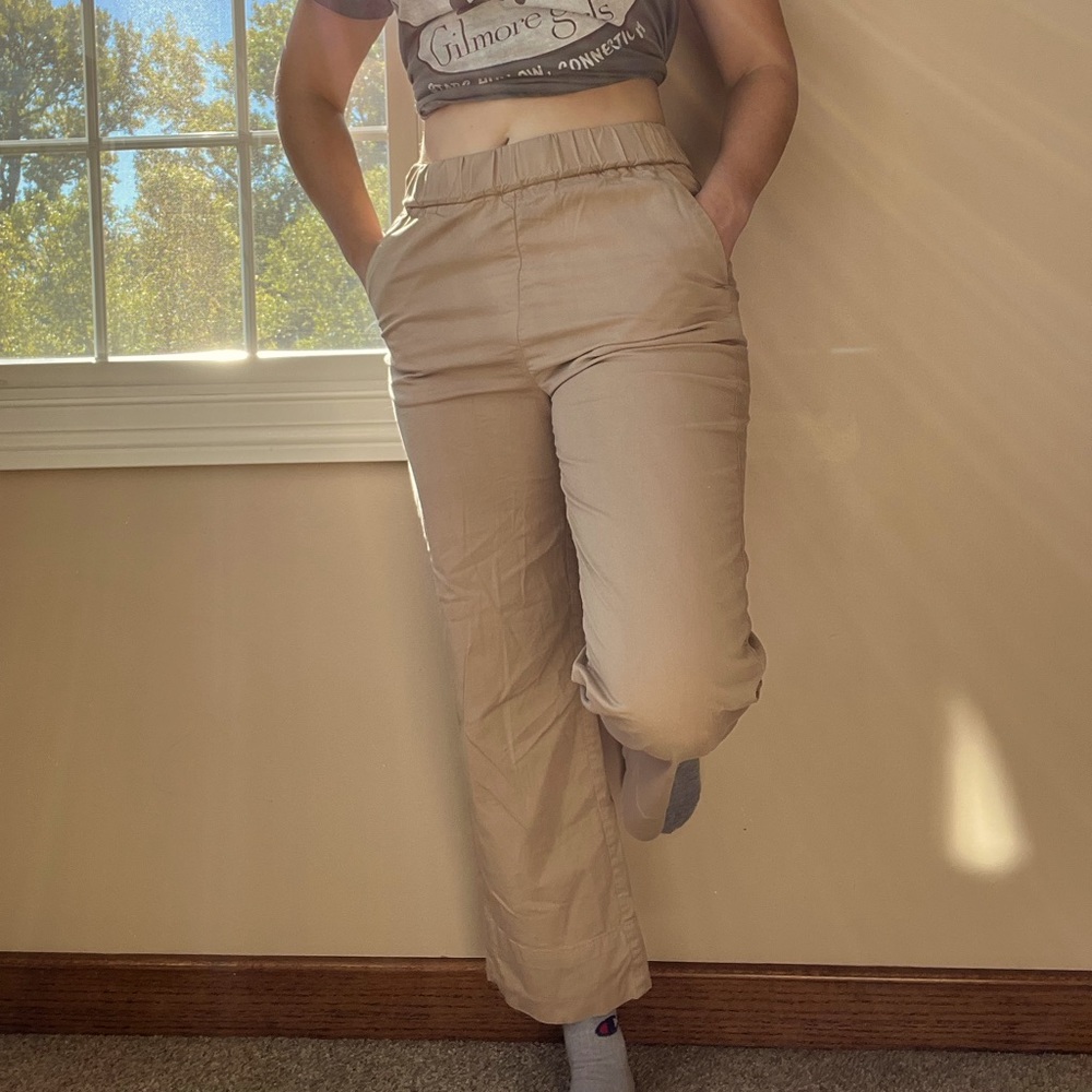 Everlane Straight Leg Ankle Cut Khaki Pants